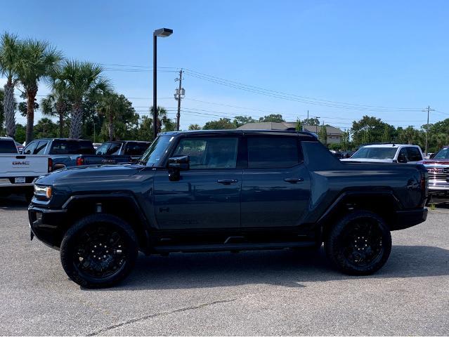 2025 GMC HUMMER EV Pickup Vehicle Photo in BEAUFORT, SC 29906-4218