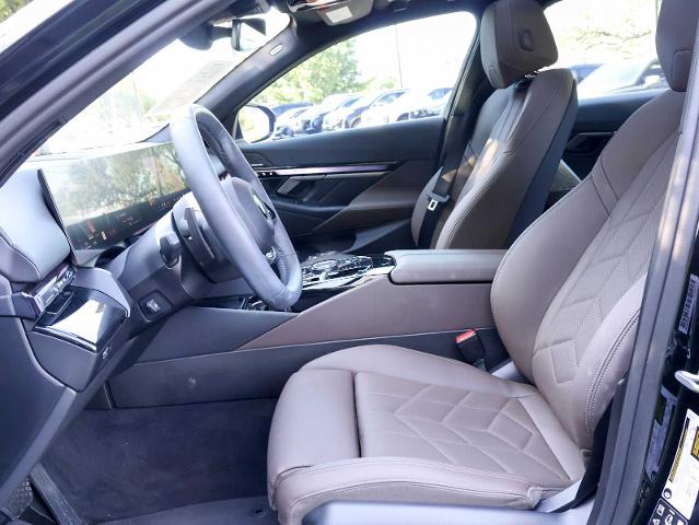 2024 BMW 540i xDrive Vehicle Photo in Dallas, TX 75209