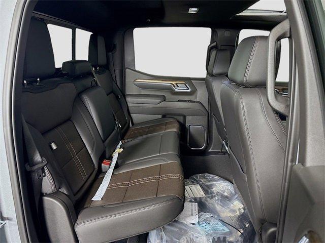 2025 Chevrolet Silverado 1500 Vehicle Photo in PUYALLUP, WA 98371-4149