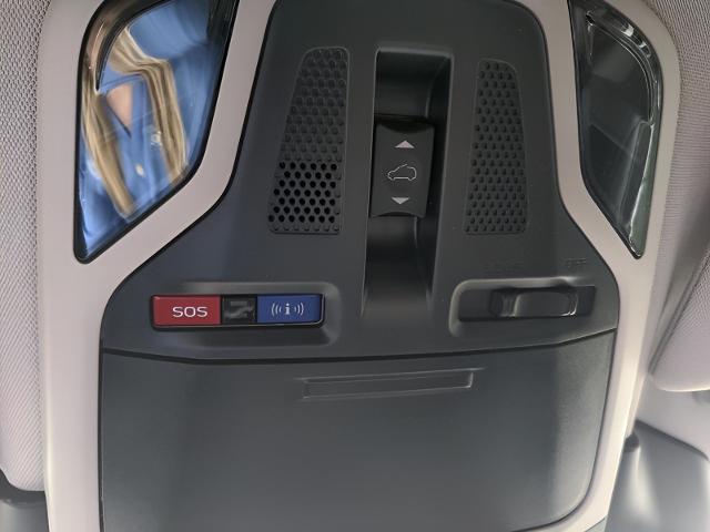 2025 Subaru Outback Vehicle Photo in Green Bay, WI 54304