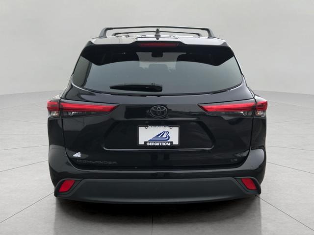 2023 Toyota Highlander Vehicle Photo in GREEN BAY, WI 54303-3330