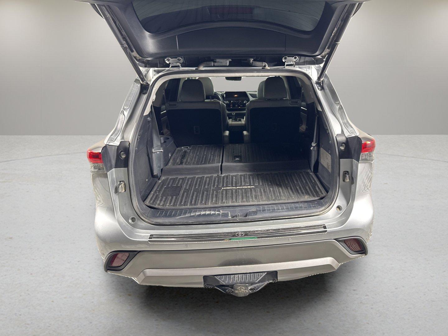 2021 Toyota Highlander Vehicle Photo in Georgetown, TX 78626