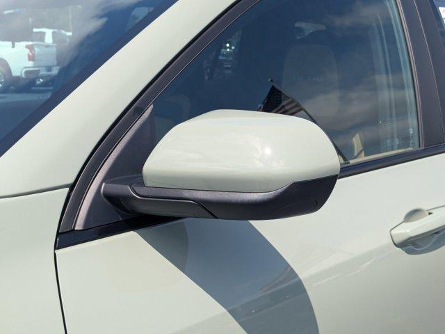2025 Chevrolet Equinox Vehicle Photo in BRUNSWICK, GA 31525-1881
