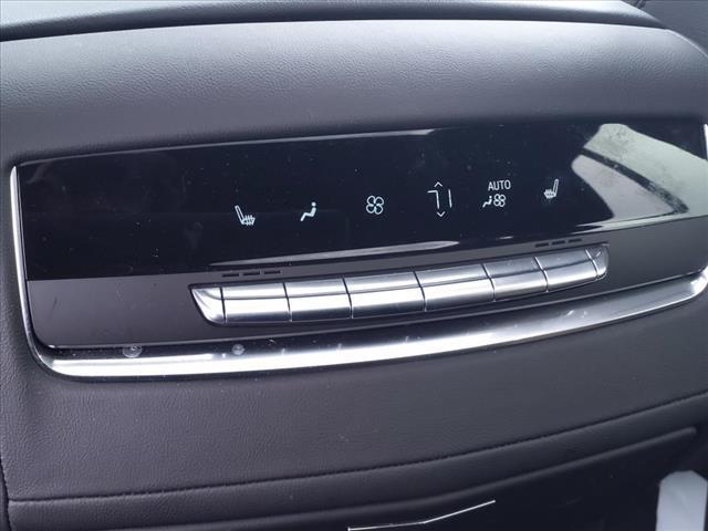 2023 Cadillac Escalade Vehicle Photo in SMITHTOWN, NY 11787-5023