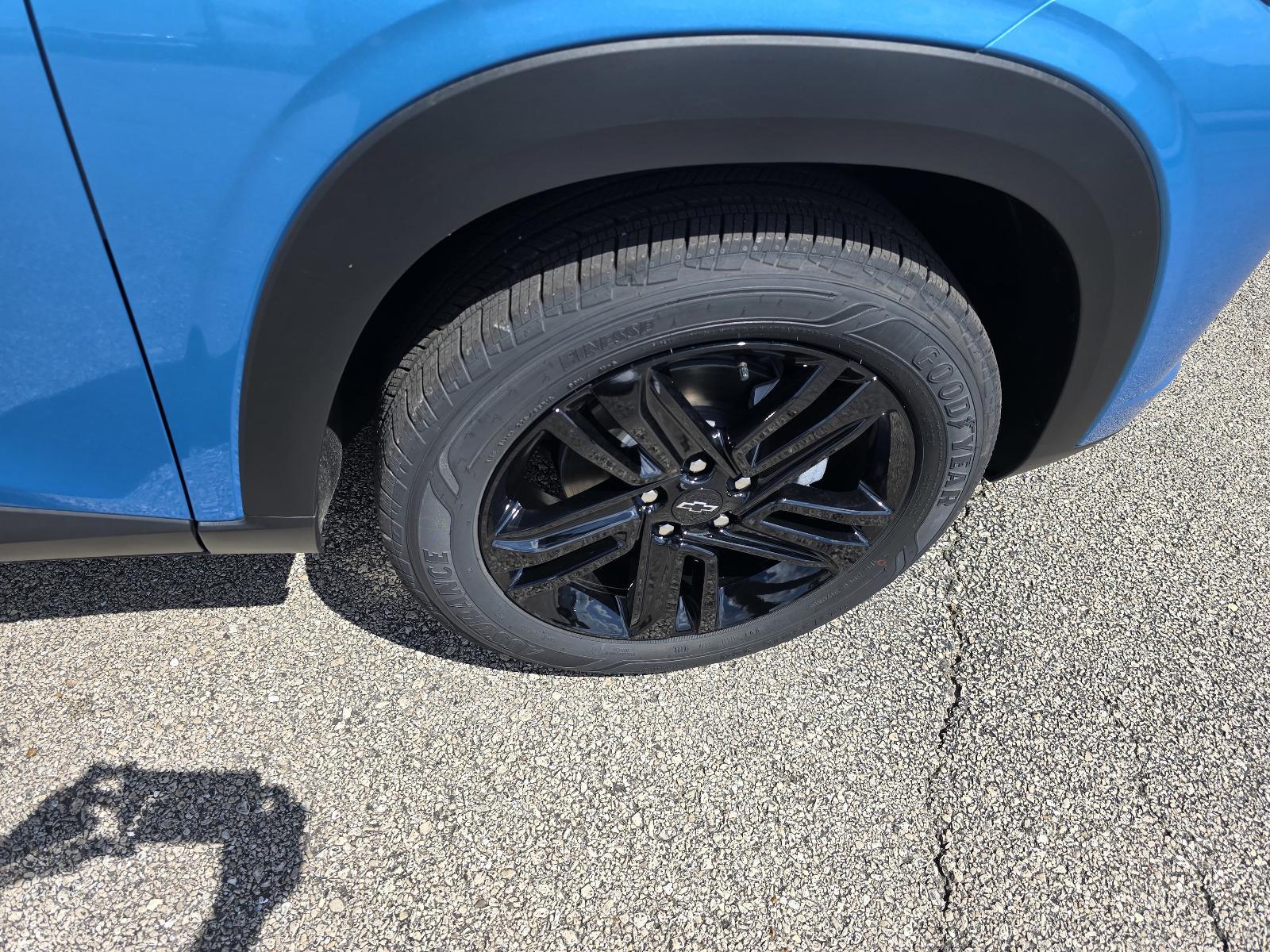 2025 Chevrolet Trax Vehicle Photo in Rolla, MO 65401