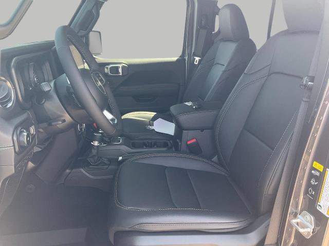 2025 Jeep Wrangler Vehicle Photo in Kaukauna, WI 54130