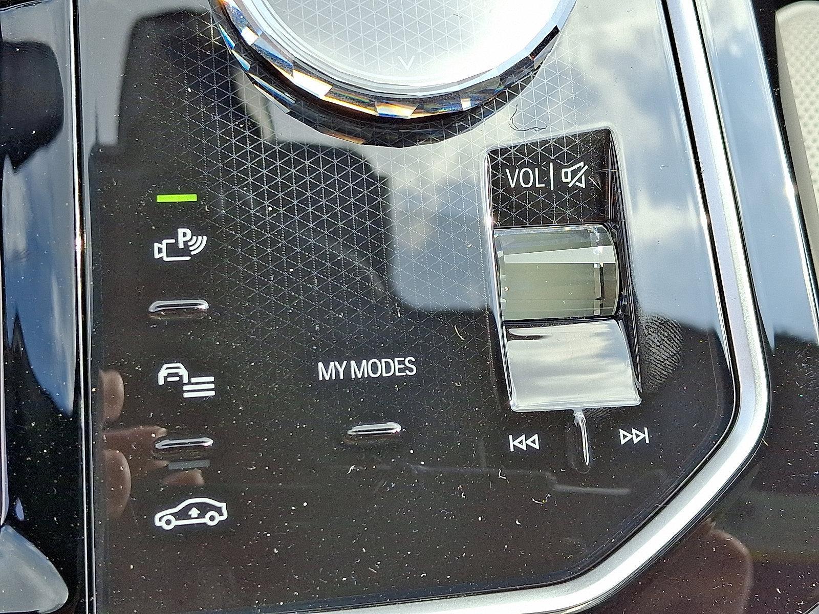 2025 BMW i7 Vehicle Photo in Lancaster, PA 17601