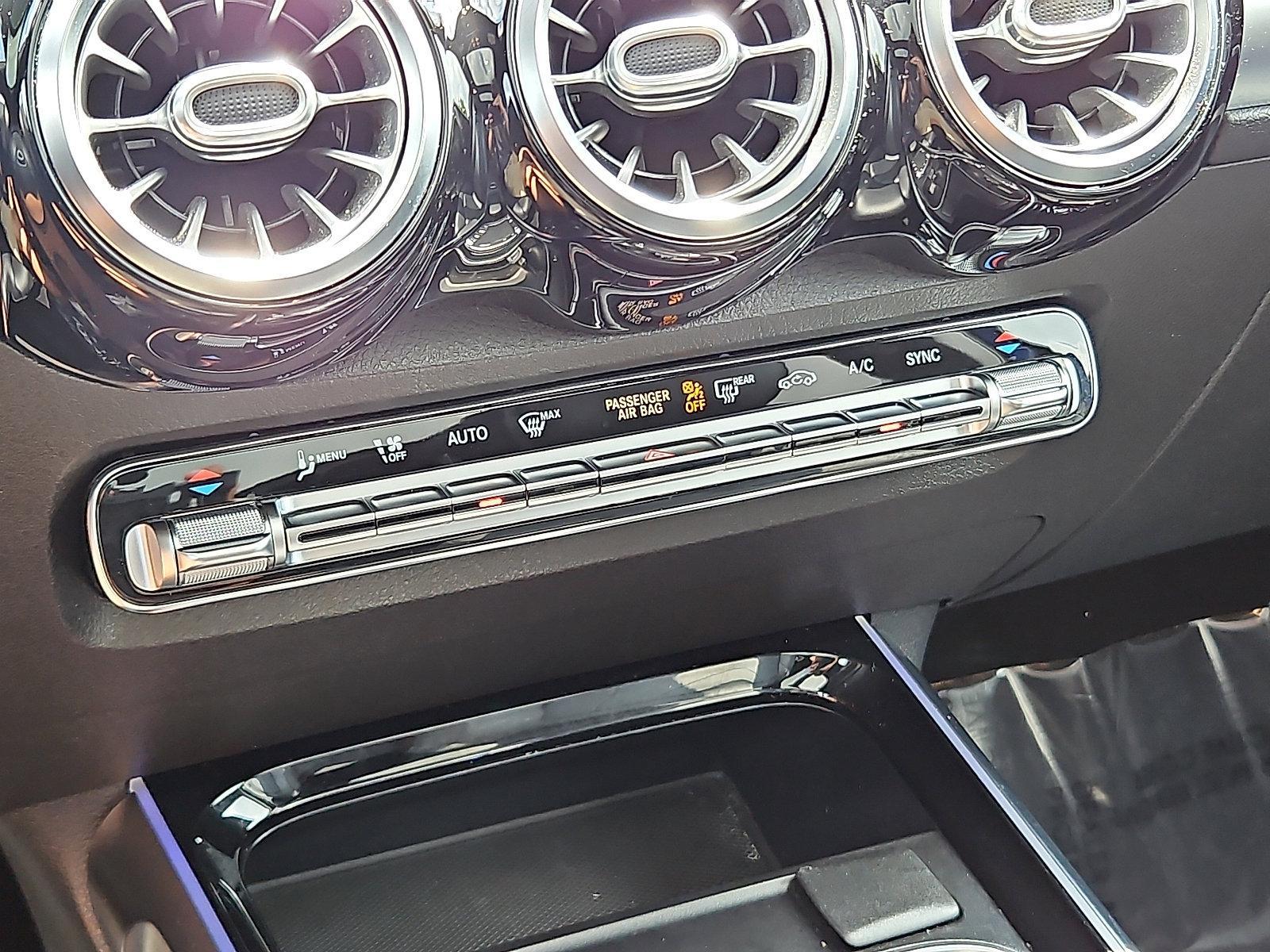 2021 Mercedes-Benz GLB Vehicle Photo in Trevose, PA 19053