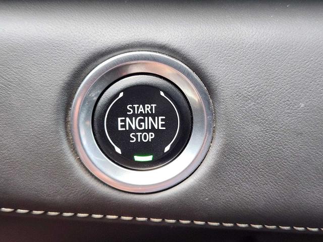 2024 Cadillac Escalade Vehicle Photo in DENTON, TX 76210-9321