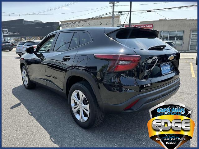2024 Chevrolet Trax Vehicle Photo in Roslyn, NY 11576