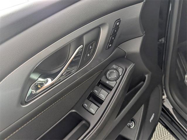 2018 Chevrolet Traverse Vehicle Photo in ENGLEWOOD, CO 80113-6708