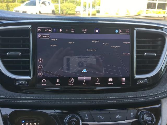 2023 Chrysler Pacifica Vehicle Photo in Brunswick, GA 31525