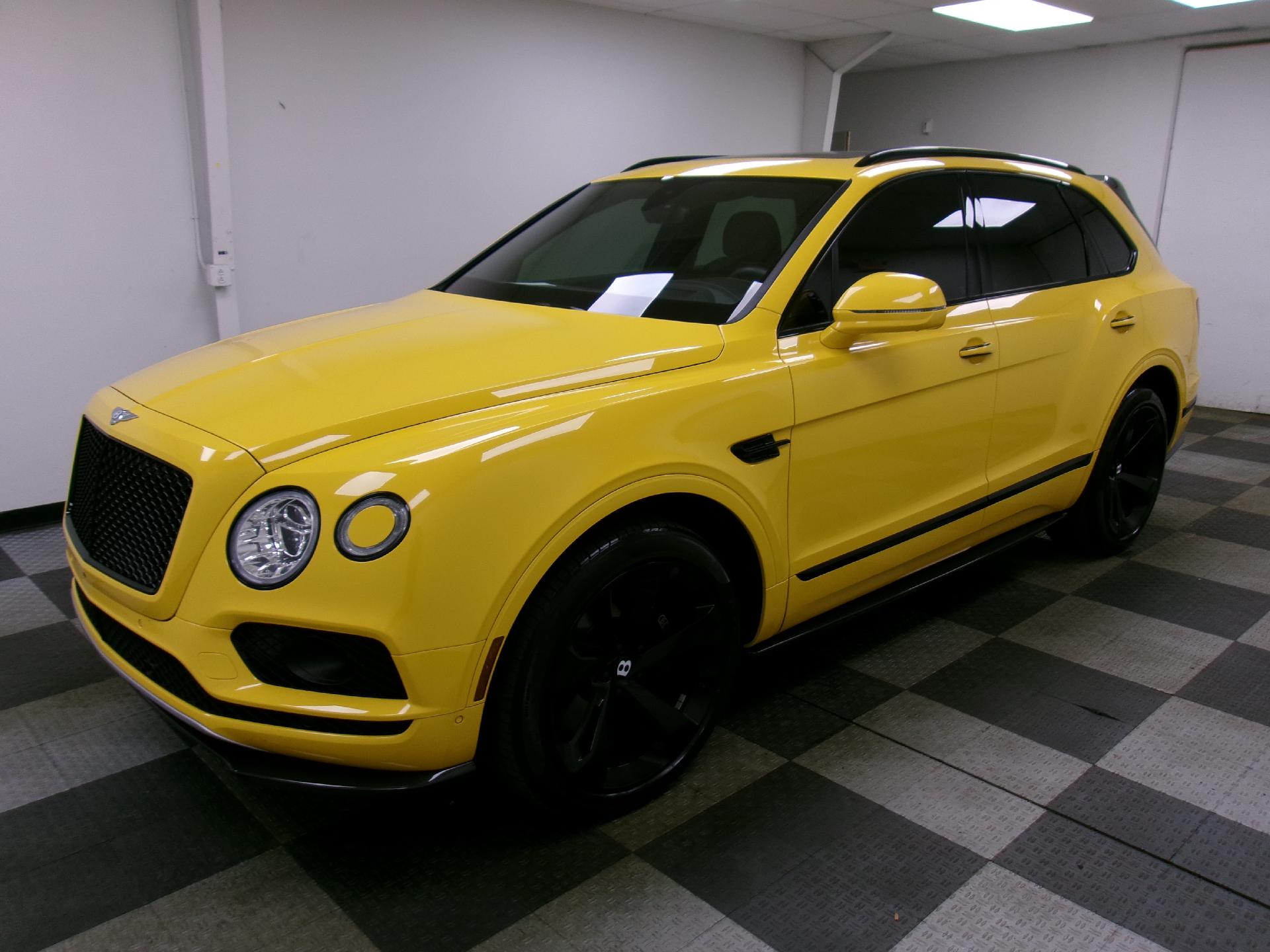 Monaco Yellow 2019 Bentley Bentayga V8 AWD SUV / Crossover All-Wheel Drive 8-Speed Automatic