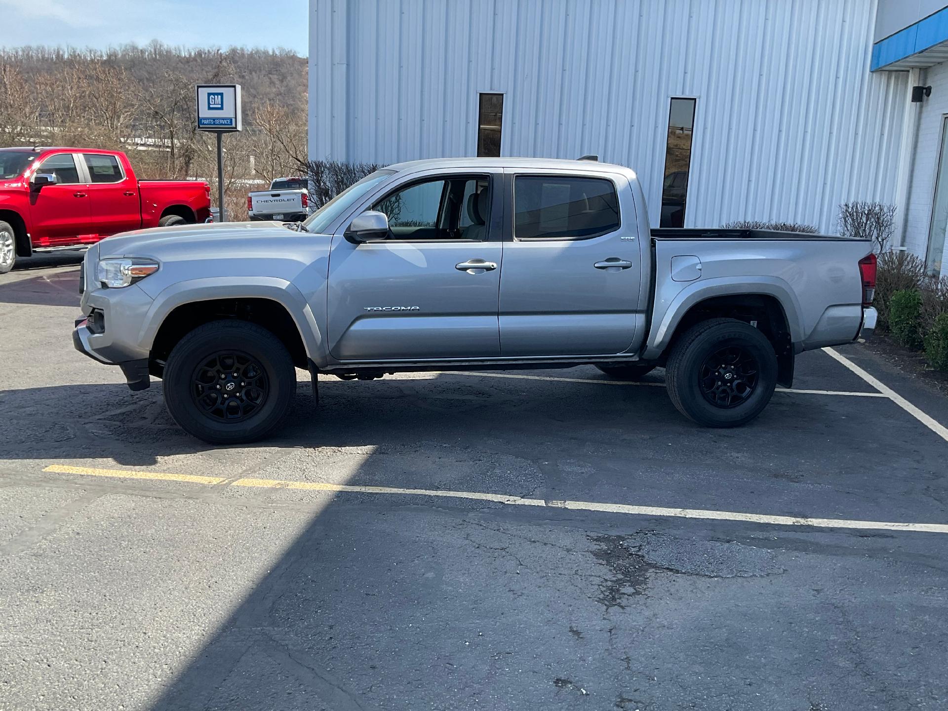 Used 2021 Toyota Tacoma SR5 with VIN 3TYCZ5ANXMT012805 for sale in Moundsville, WV