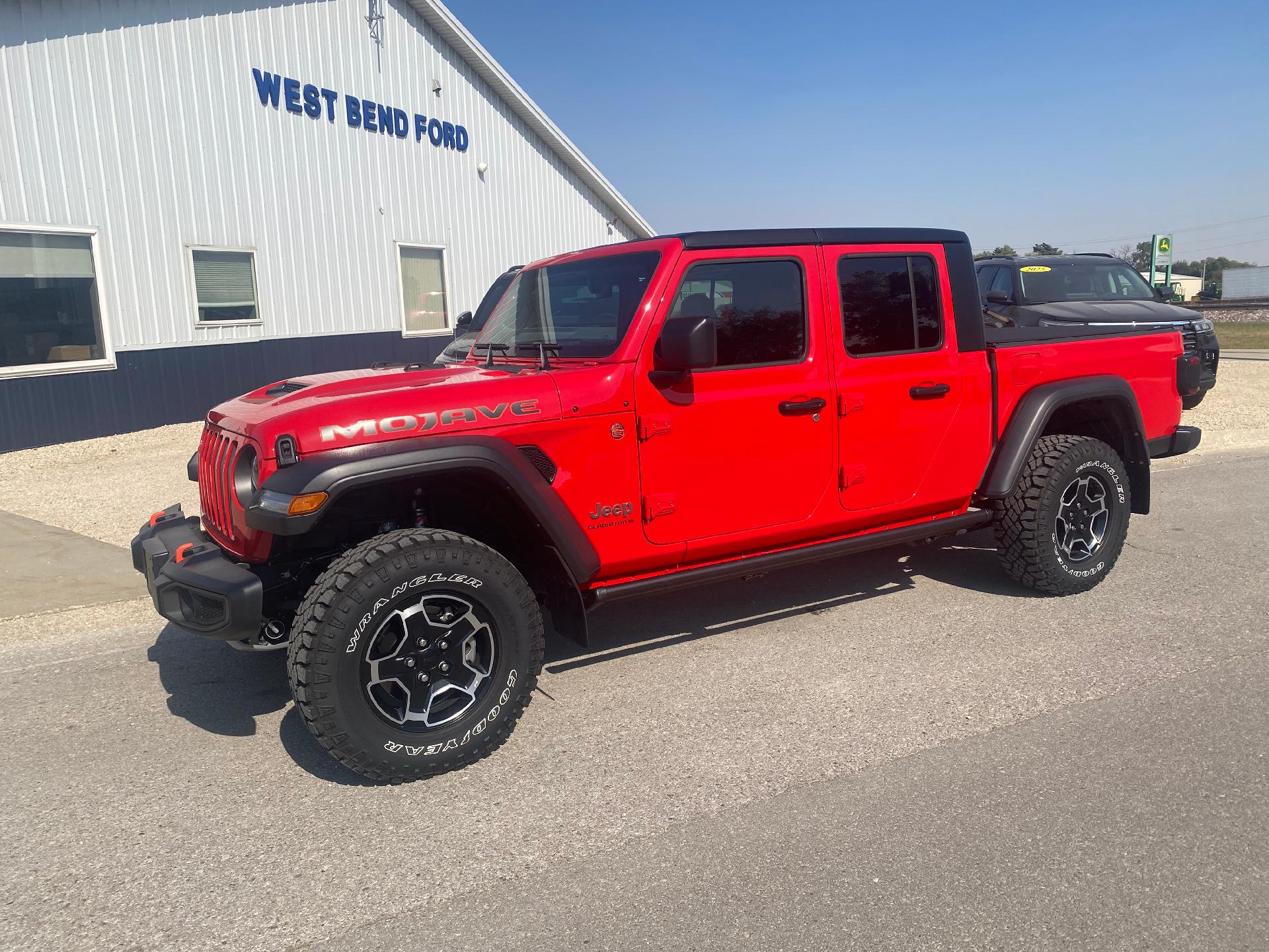 Used 2023 Jeep Gladiator Mojave with VIN 1C6JJTEG1PL582330 for sale in West Bend, IA