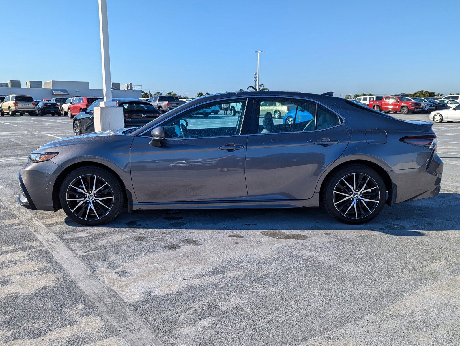 2022 Toyota Camry Vehicle Photo in Ft. Myers, FL 33907