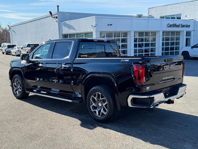 2025 GMC Sierra 1500 Vehicle Photo in LOWELL, MA 01852-4336