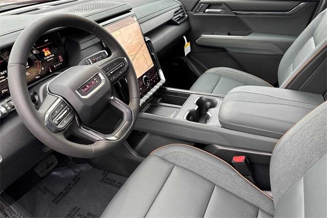 2025 GMC Acadia Vehicle Photo in ELK GROVE, CA 95757-8703