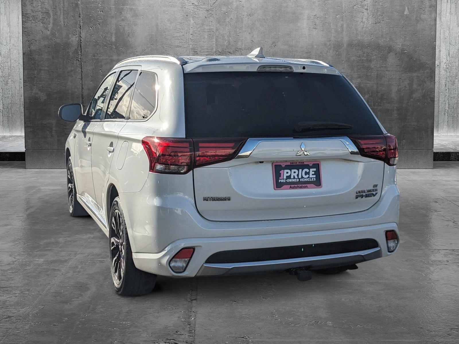 2018 Mitsubishi Outlander PHEV Vehicle Photo in MIAMI, FL 33172-3015