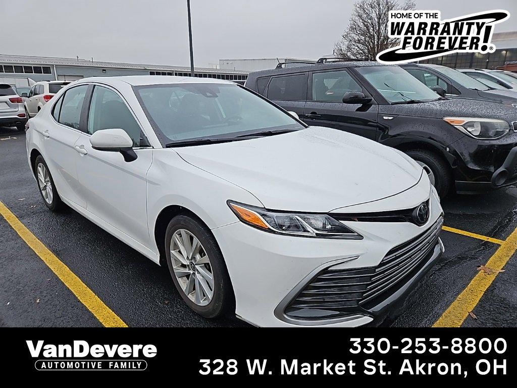 2022 Toyota Camry Vehicle Photo in AKRON, OH 44303-2185