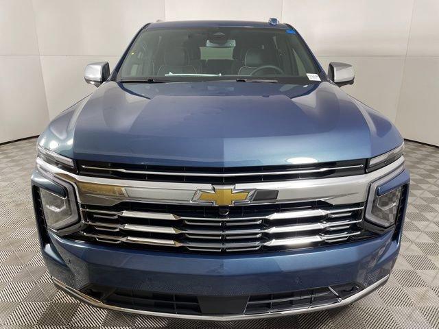 2025 Chevrolet Suburban Vehicle Photo in PHOENIX, AZ 85014-3381