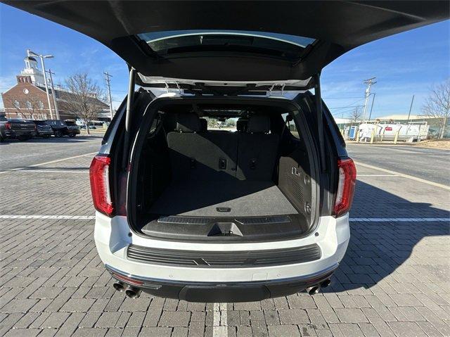 2023 GMC Yukon XL Vehicle Photo in BOWLING GREEN, KY 42104-4102