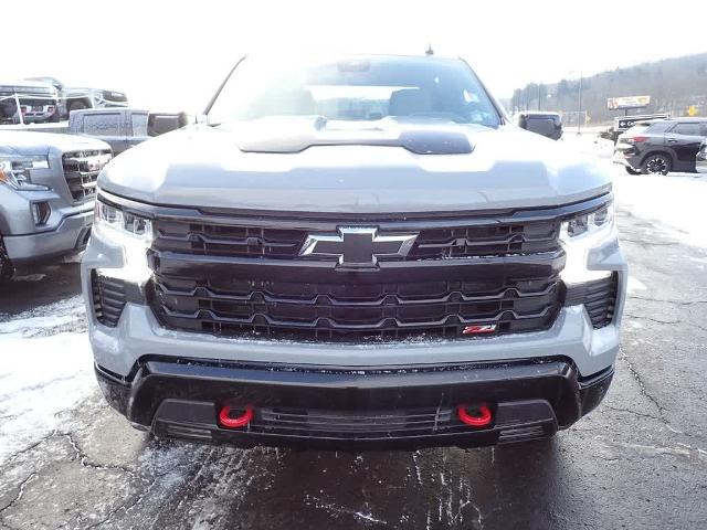 2024 Chevrolet Silverado 1500 Vehicle Photo in ZELIENOPLE, PA 16063-2910