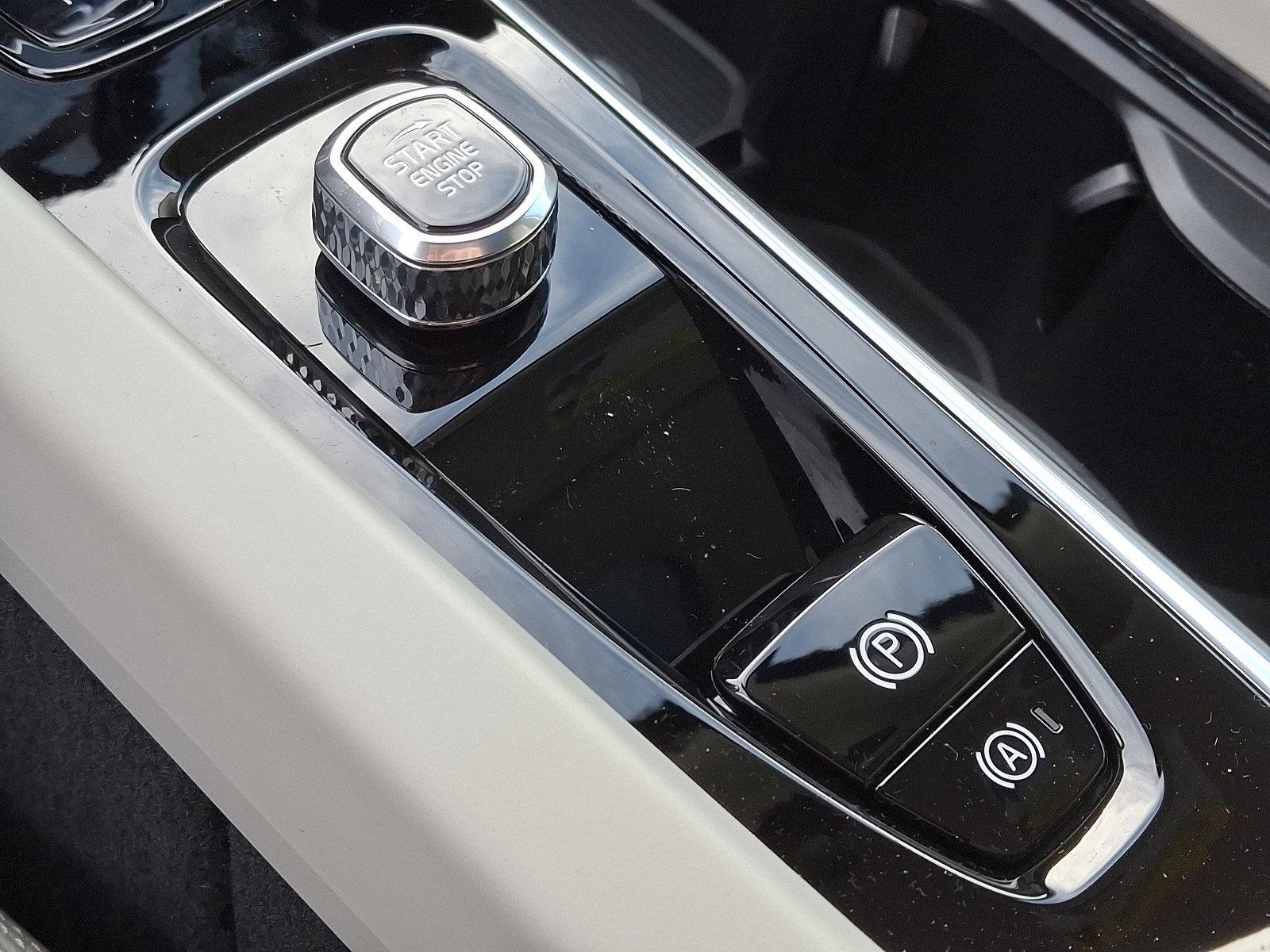 2025 Volvo XC60 Plug-In Hybrid Vehicle Photo in Trevose, PA 19053