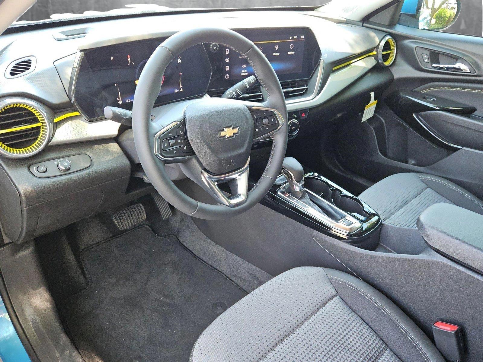 2025 Chevrolet Trax Vehicle Photo in GILBERT, AZ 85297-0446