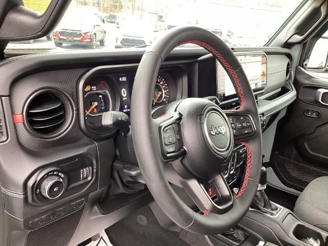 2024 Jeep Wrangler Vehicle Photo in Gardner, MA 01440