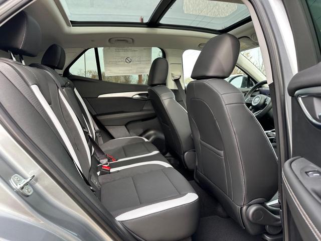 2025 Buick Envision Vehicle Photo in COLUMBIA, MO 65203-3903