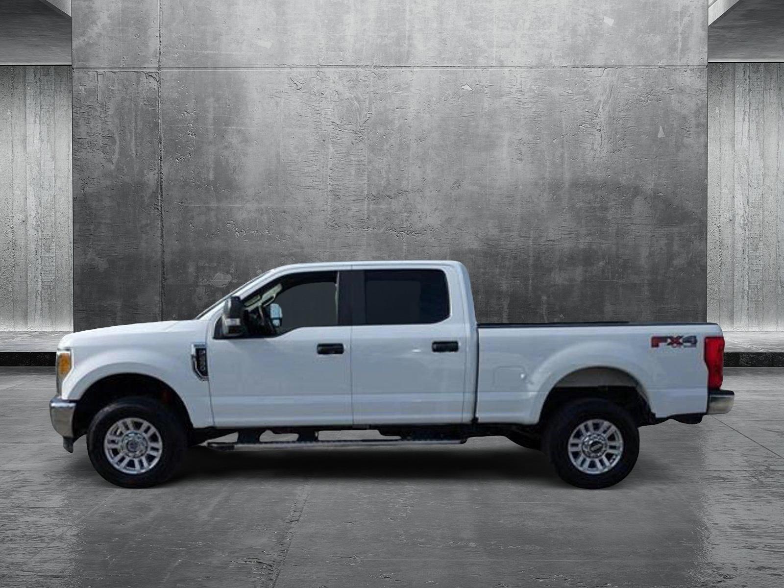 2017 Ford Super Duty F-250 SRW Vehicle Photo in Clearwater, FL 33761