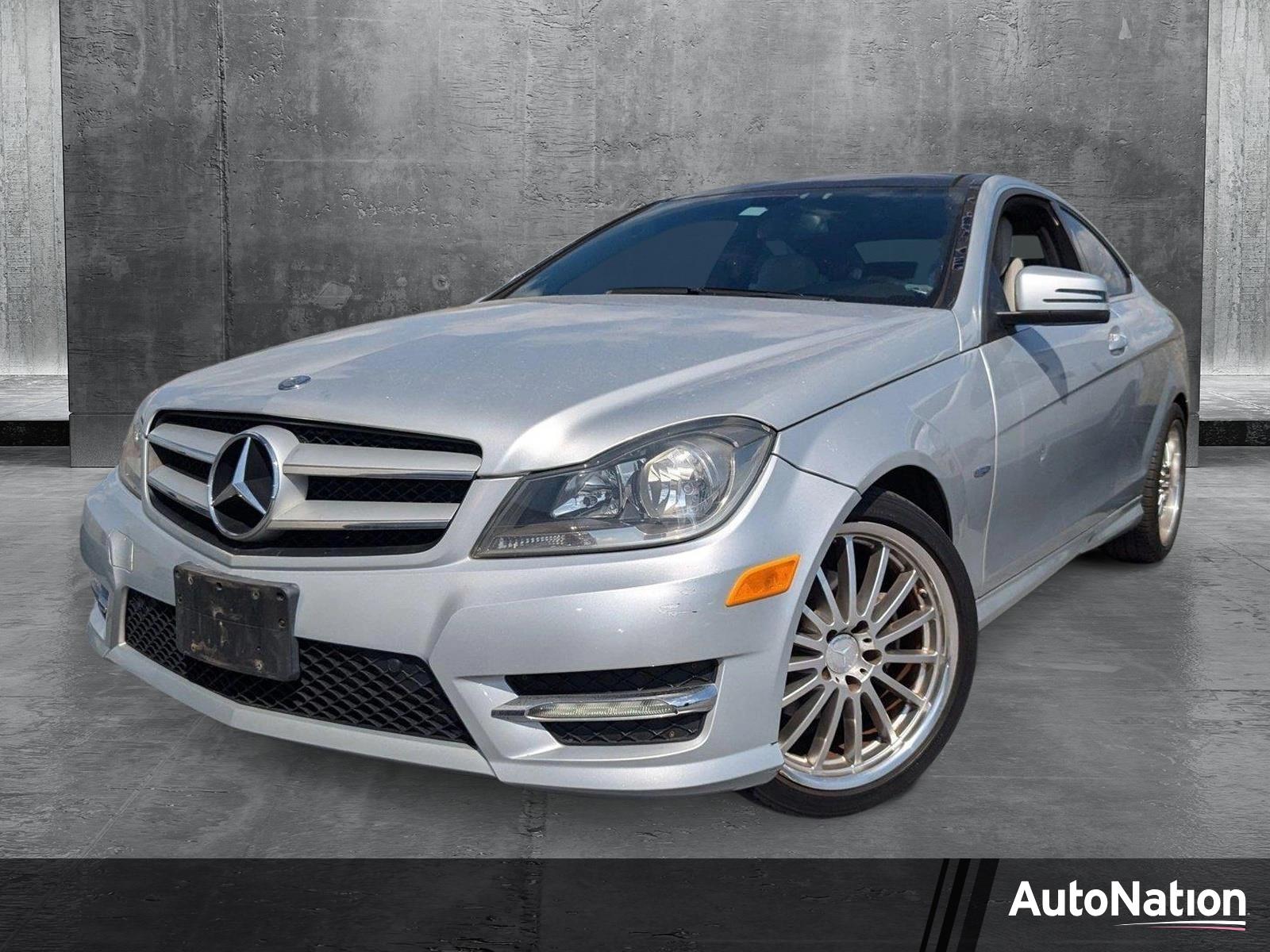 2012 Mercedes-Benz C-Class Vehicle Photo in Miami, FL 33135