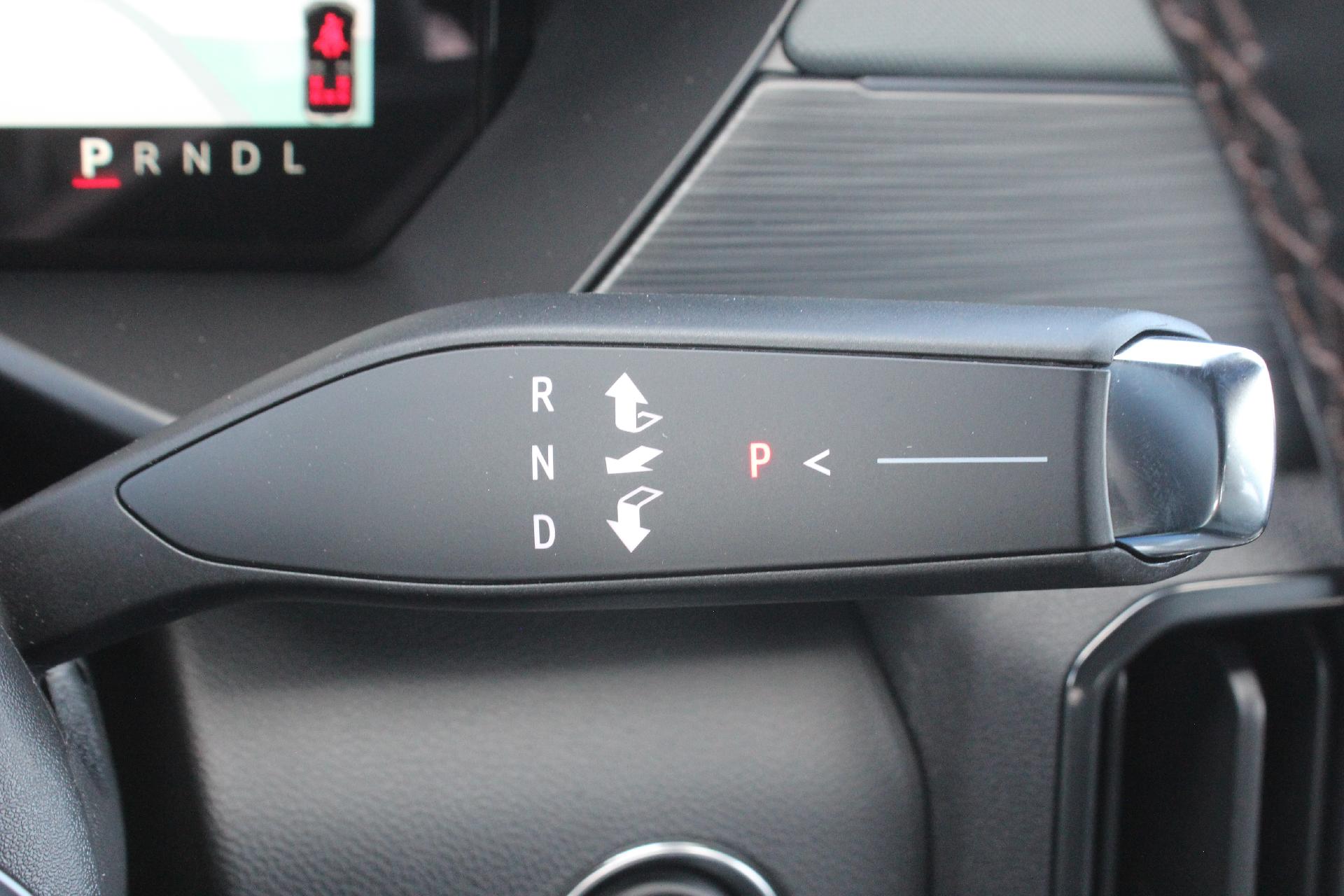 2025 GMC Acadia Vehicle Photo in AURORA, CO 80012-4011