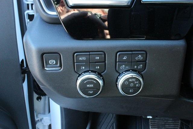 2025 GMC Sierra 1500 Vehicle Photo in AURORA, CO 80012-4011