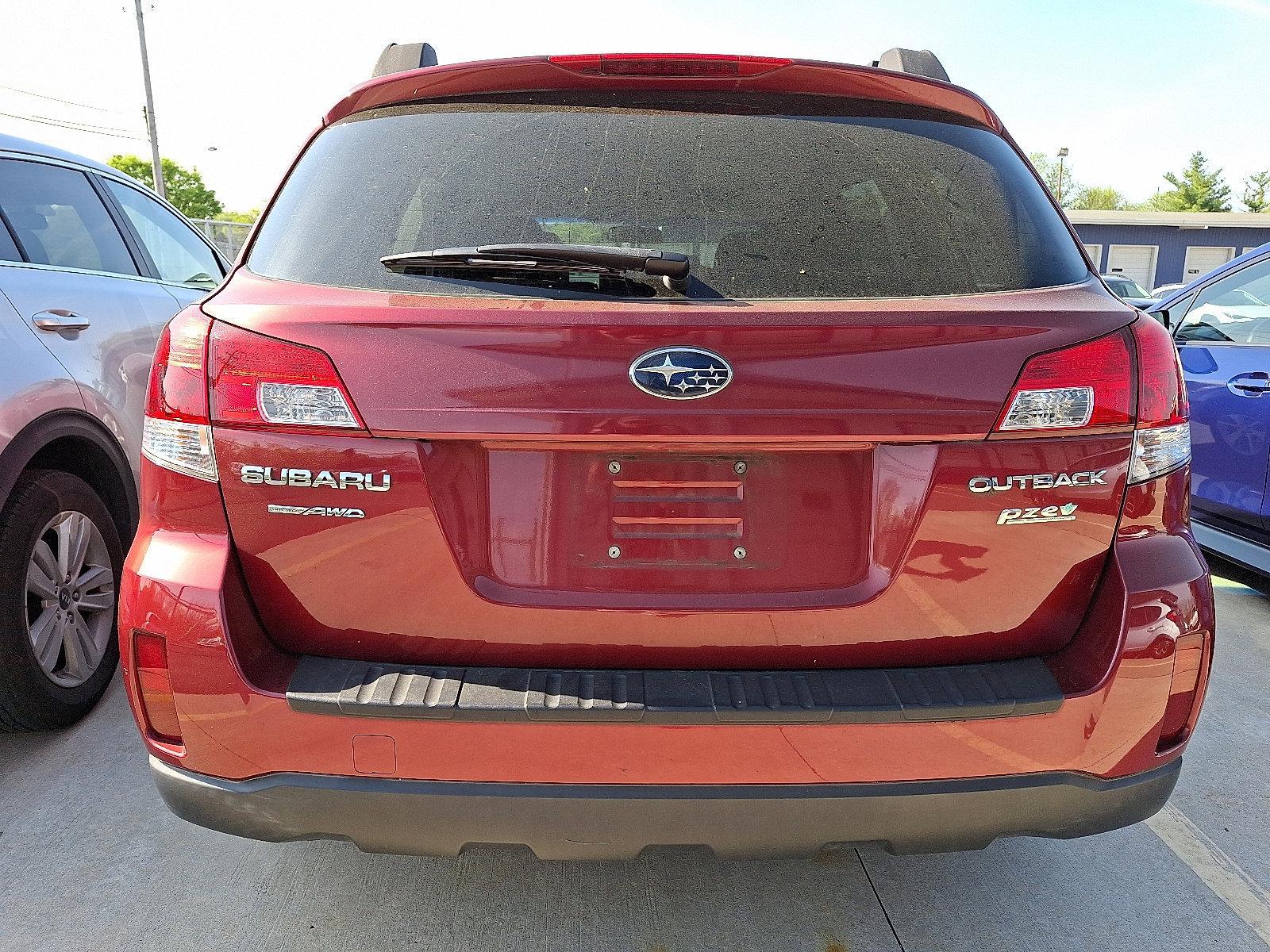 2013 Subaru Outback Vehicle Photo in BETHLEHEM, PA 18017