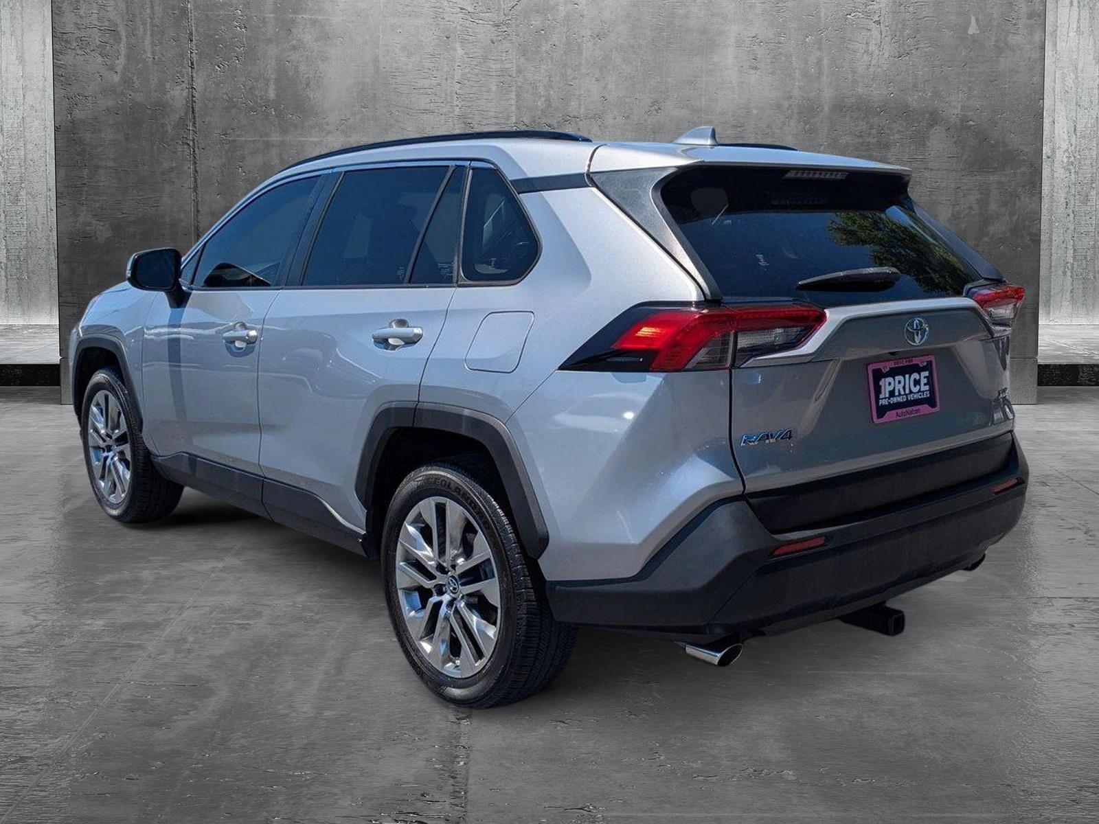 2019 Toyota RAV4 Vehicle Photo in Panama City, FL 32401
