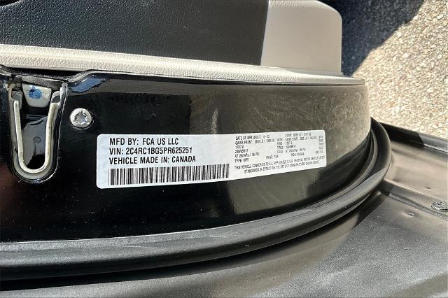 2023 Chrysler Pacifica Vehicle Photo in Tulsa, OK 74145