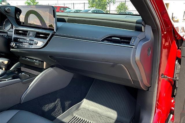 2025 Lexus ES 350 Vehicle Photo in Grapevine, TX 76051