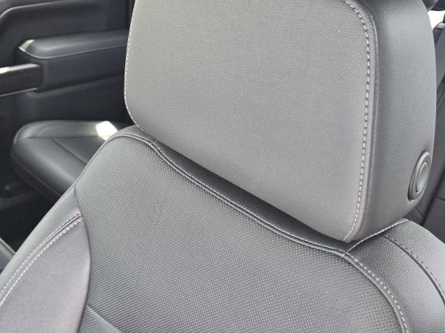 2022 GMC Sierra 2500 HD Vehicle Photo in DENTON, TX 76210-9321