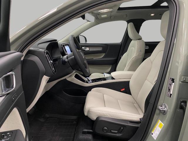 2025 Volvo XC40 Vehicle Photo in Appleton, WI 54913