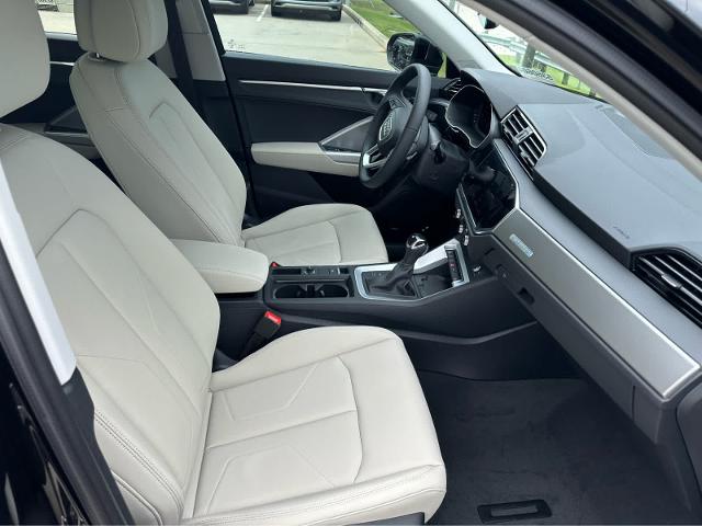 2025 Audi Q3 Vehicle Photo in HOUSTON, TX 77090