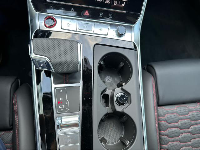 2025 Audi RS 6 Avant Vehicle Photo in HOUSTON, TX 77090