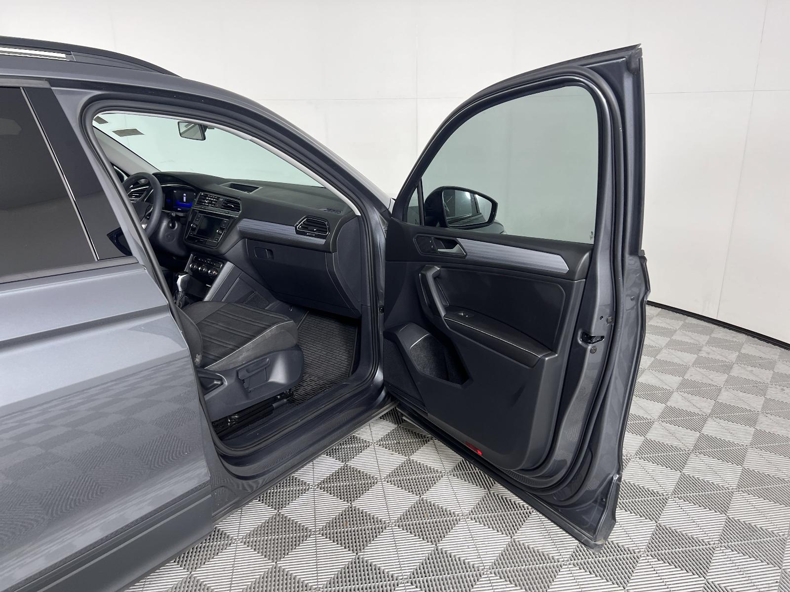 2022 Volkswagen Tiguan Vehicle Photo in Georgetown, TX 78626
