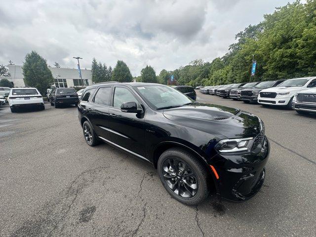 2025 Dodge Durango Vehicle Photo in Doylsetown, PA 18901