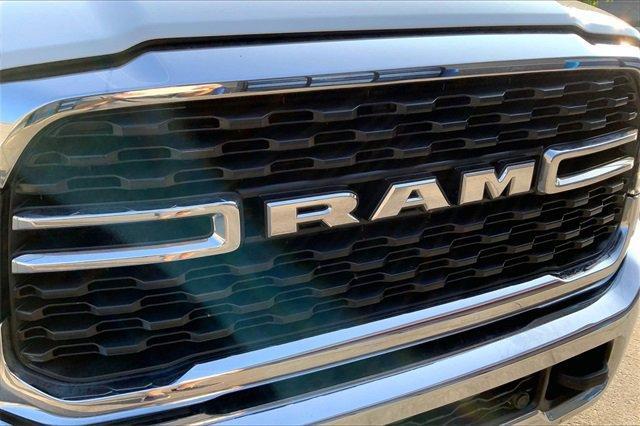 2024 Ram 2500 Vehicle Photo in KANSAS CITY, MO 64114-4545