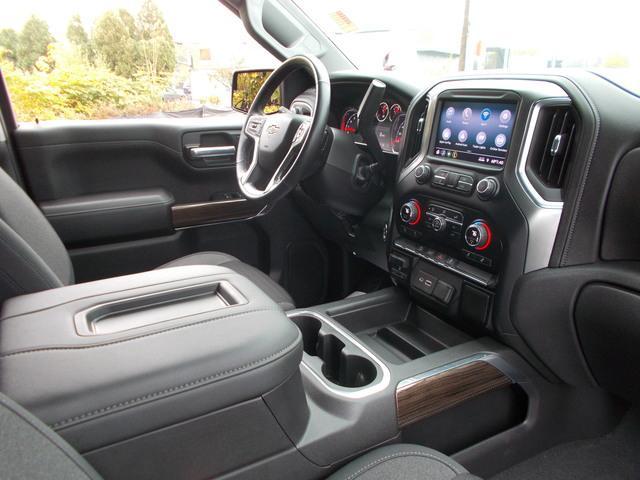 2021 Chevrolet Silverado 1500 Vehicle Photo in LOWELL, MA 01852-4336