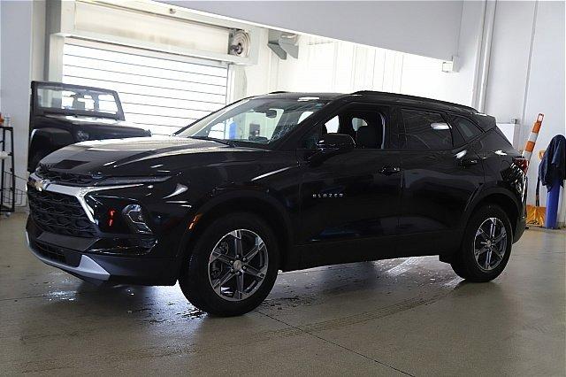 2025 Chevrolet Blazer Vehicle Photo in MEDINA, OH 44256-9001