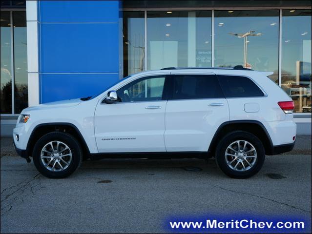 2015 Jeep Grand Cherokee Vehicle Photo in MAPLEWOOD, MN 55119-4794