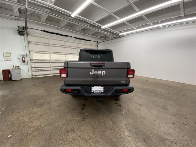 2022 Jeep Gladiator Vehicle Photo in PORTLAND, OR 97225-3518